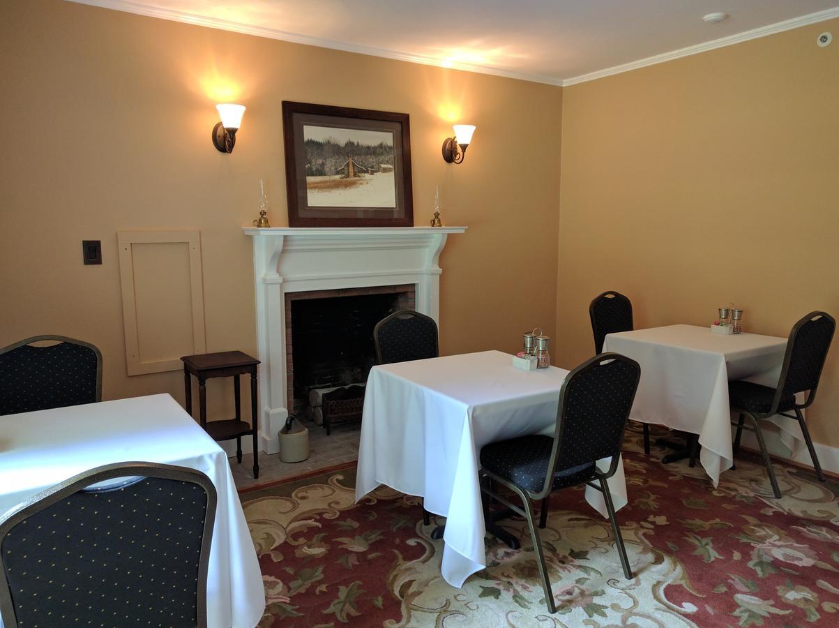 Cornish The Chase House Inn מראה חיצוני תמונה